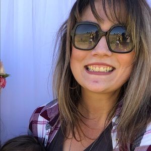 Meet your Posher, Shauna